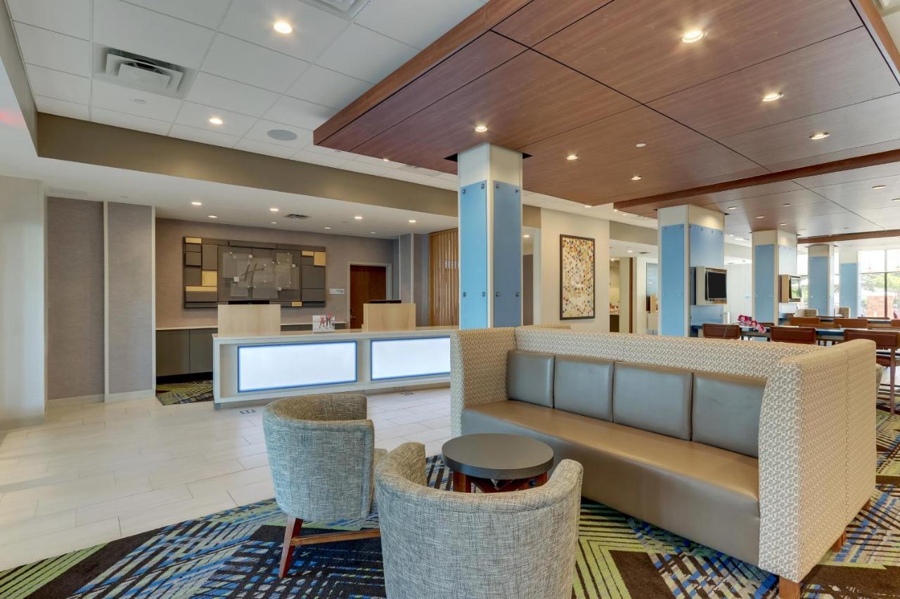 Holiday Inn Express - Wilmington - Porters Neck By Ihg Esterno foto